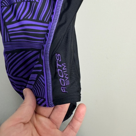 ROOTS Women's One Piece Swimsuit Purple/Black Size‎ 6 Bathing Suit Padded Cups - Picture 2 of 14